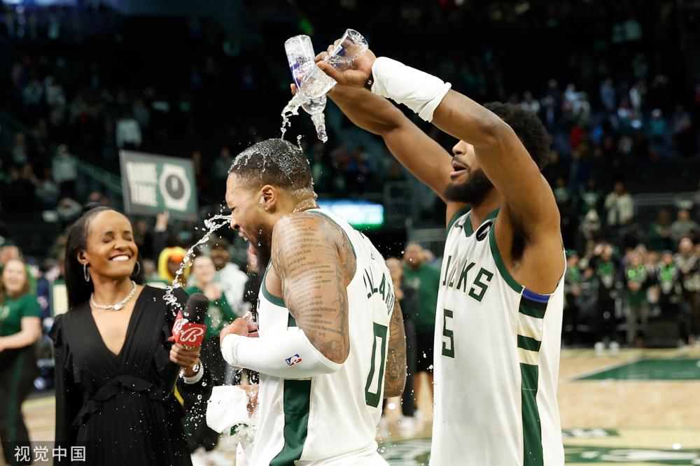 在場上的出 在場上的出