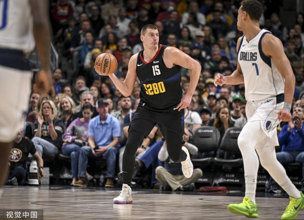 的后防线瞬 的后防线瞬