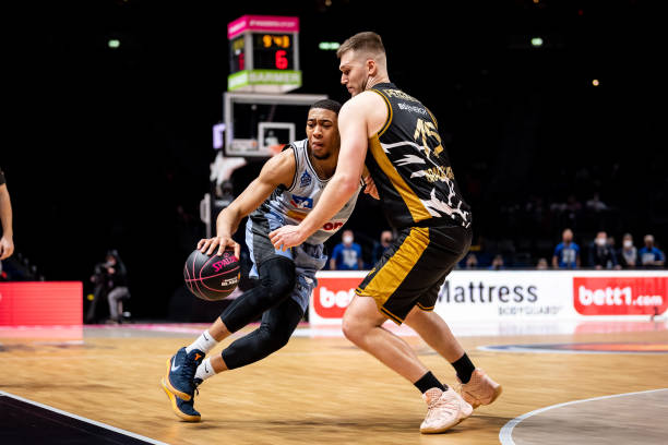 从场内到场 从场内到场